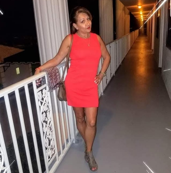 H & M Sleeveless Red Dress. 10 - Picture 13 of 13